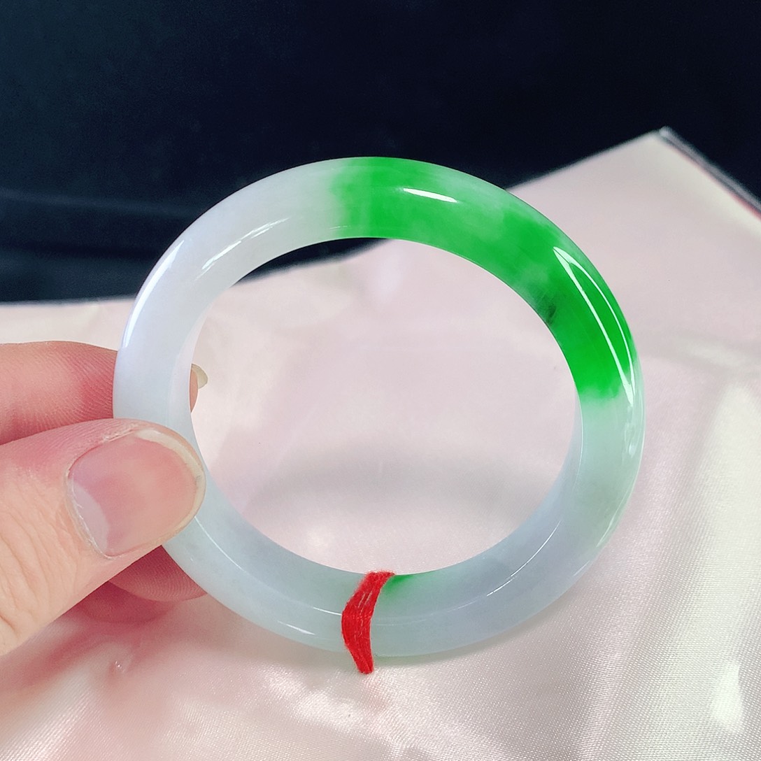 未镶嵌手镯翡翠501