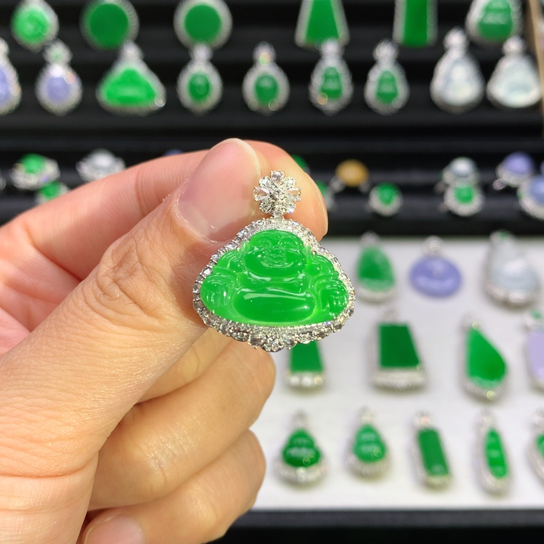 翡翠吊坠(不含链)18K金镶嵌