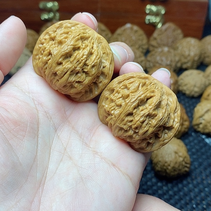 文玩核桃把件40赵闷