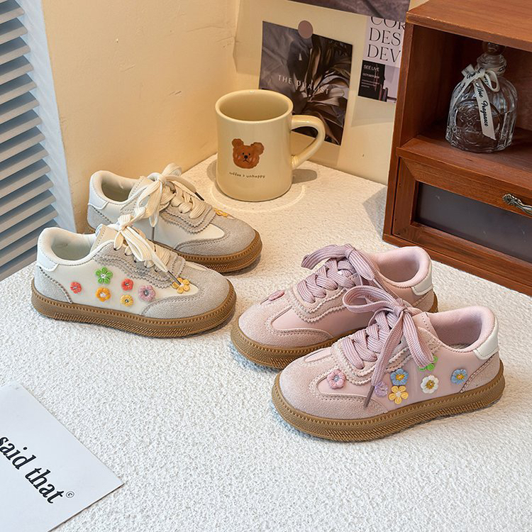 女童运动鞋小女孩洋气2025秋季新款儿童花朵板鞋中大童软底阿甘鞋