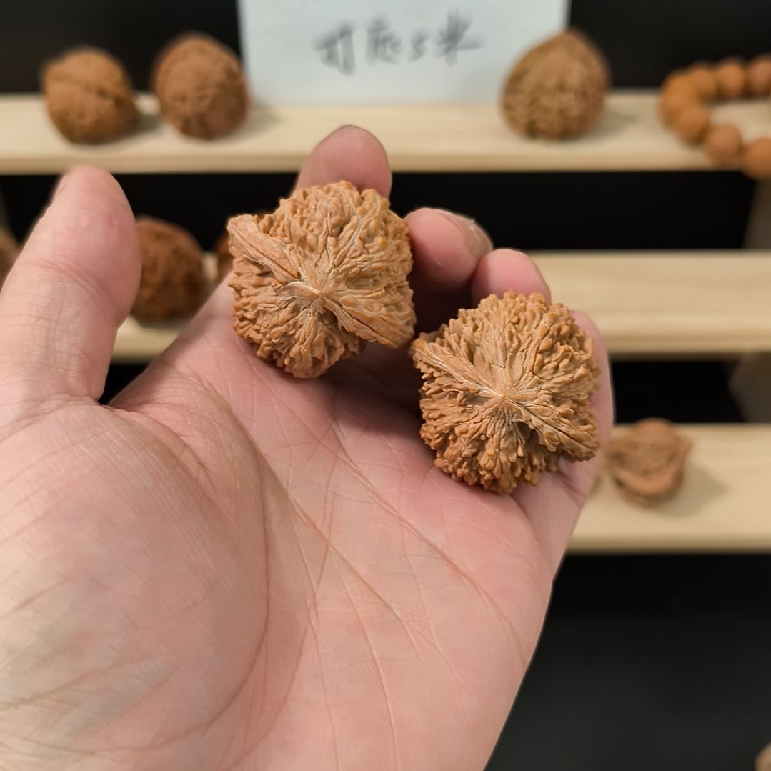 吊坠文玩核桃40满天星