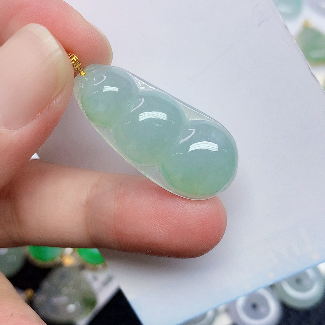 翡翠18K金镶嵌颈饰456776