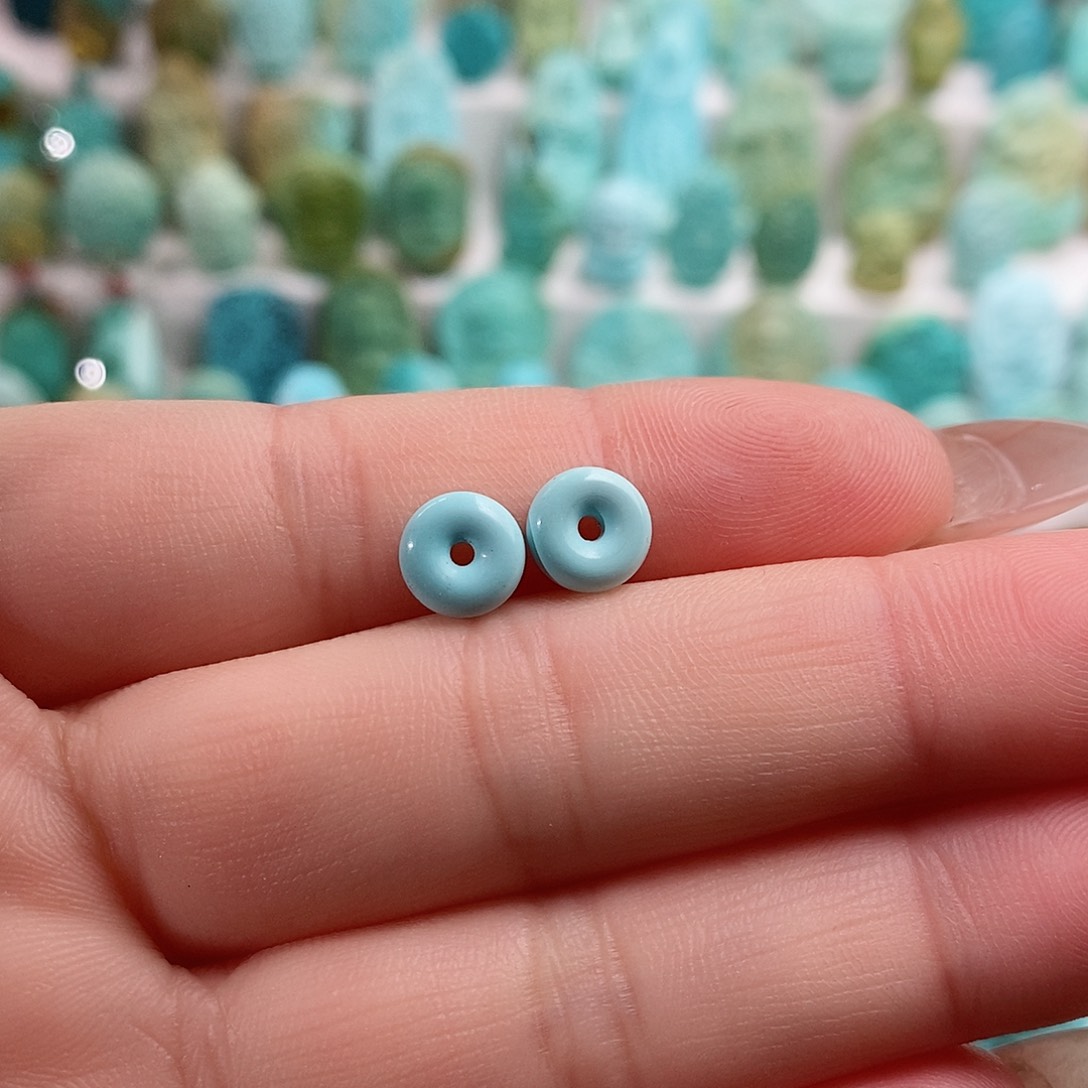 绿松石绿松石未镶嵌