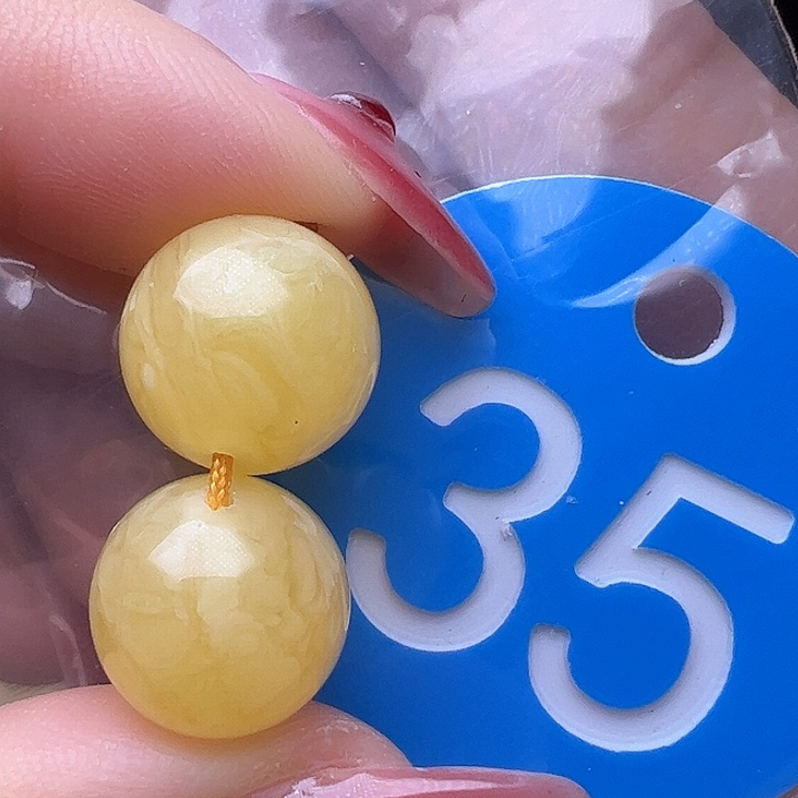 蜜蜡裸石未镶嵌11.5mm 鸡油黄圆珠
