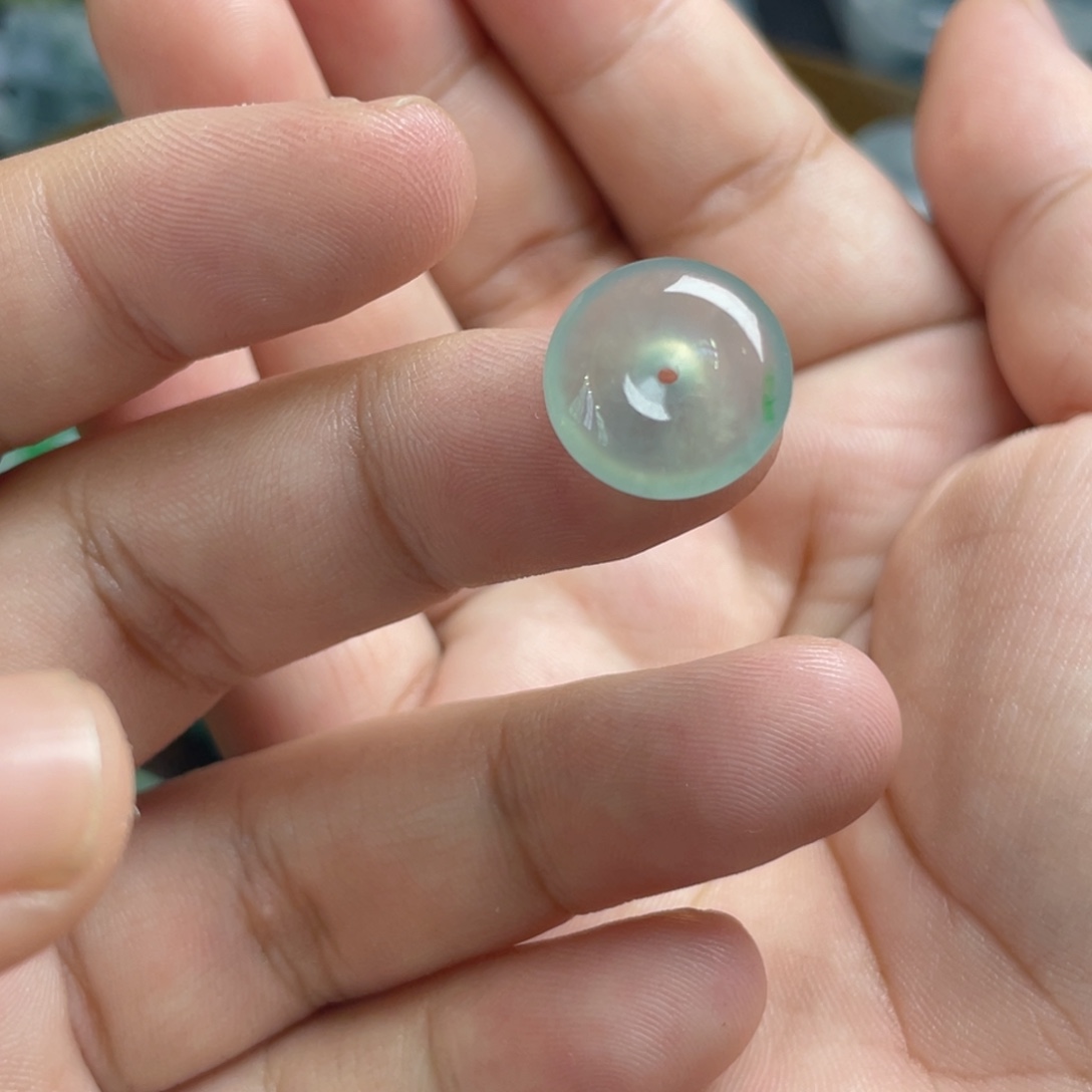 定制翡翠未镶嵌平安扣