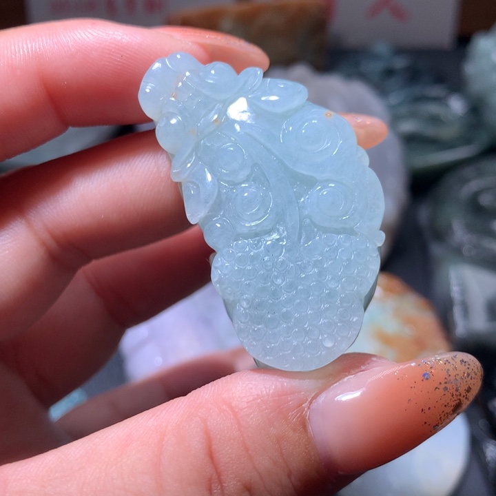 翡翠未镶嵌颈饰保真天然A货翡翠