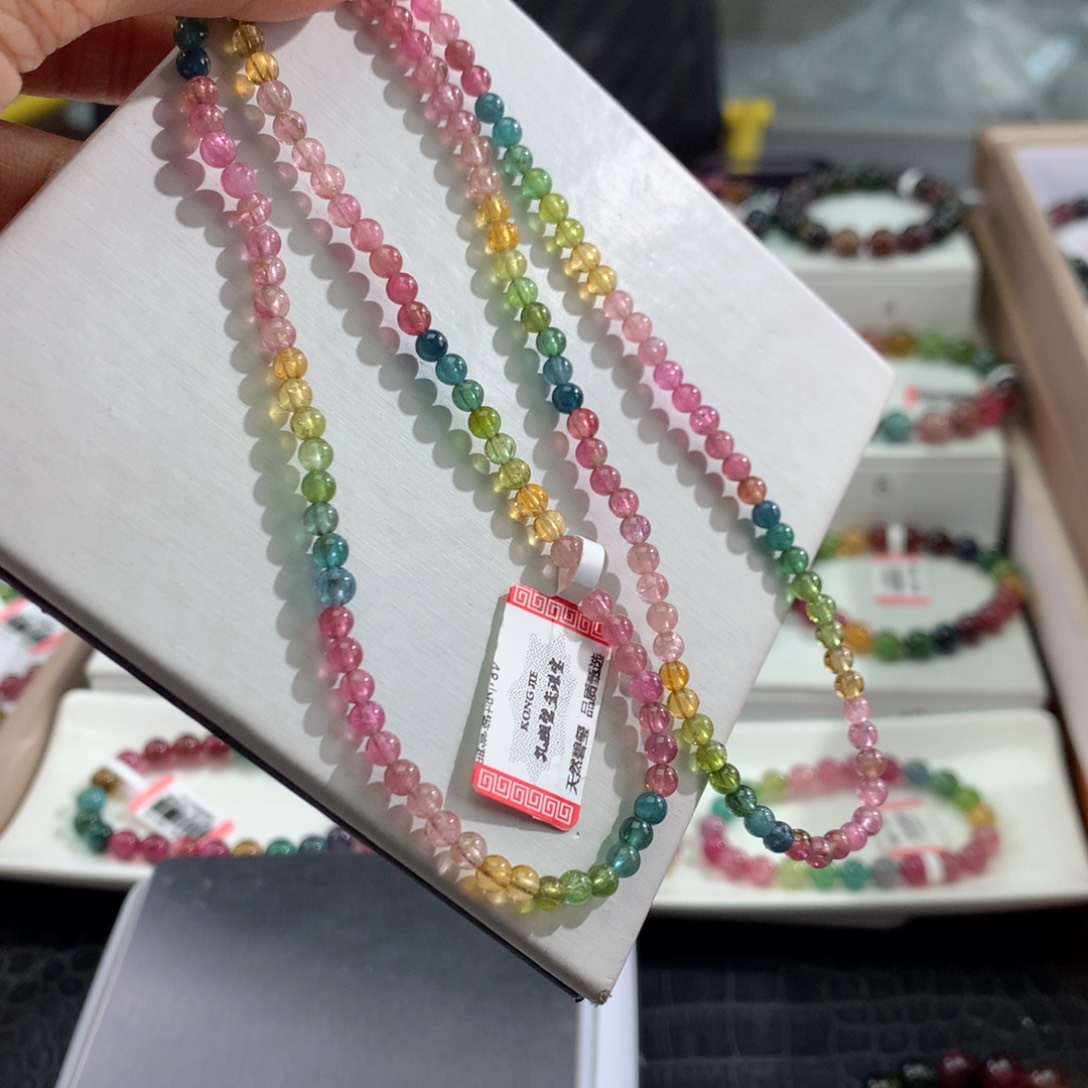 碧玺手链未镶嵌      3.8mm