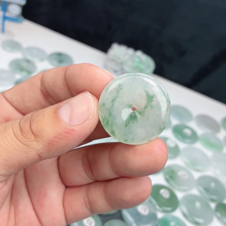 翡翠未镶嵌颈饰缅甸天然A货翡翠30.2-5.7