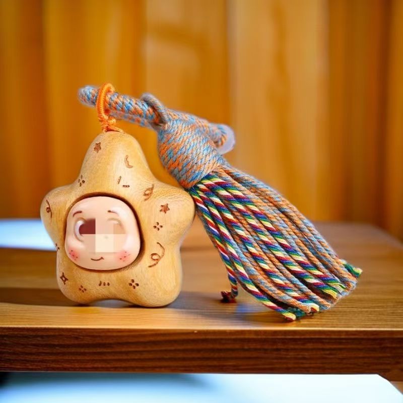 可爱创意五角星卡通包包挂件 实木钥匙扣双面