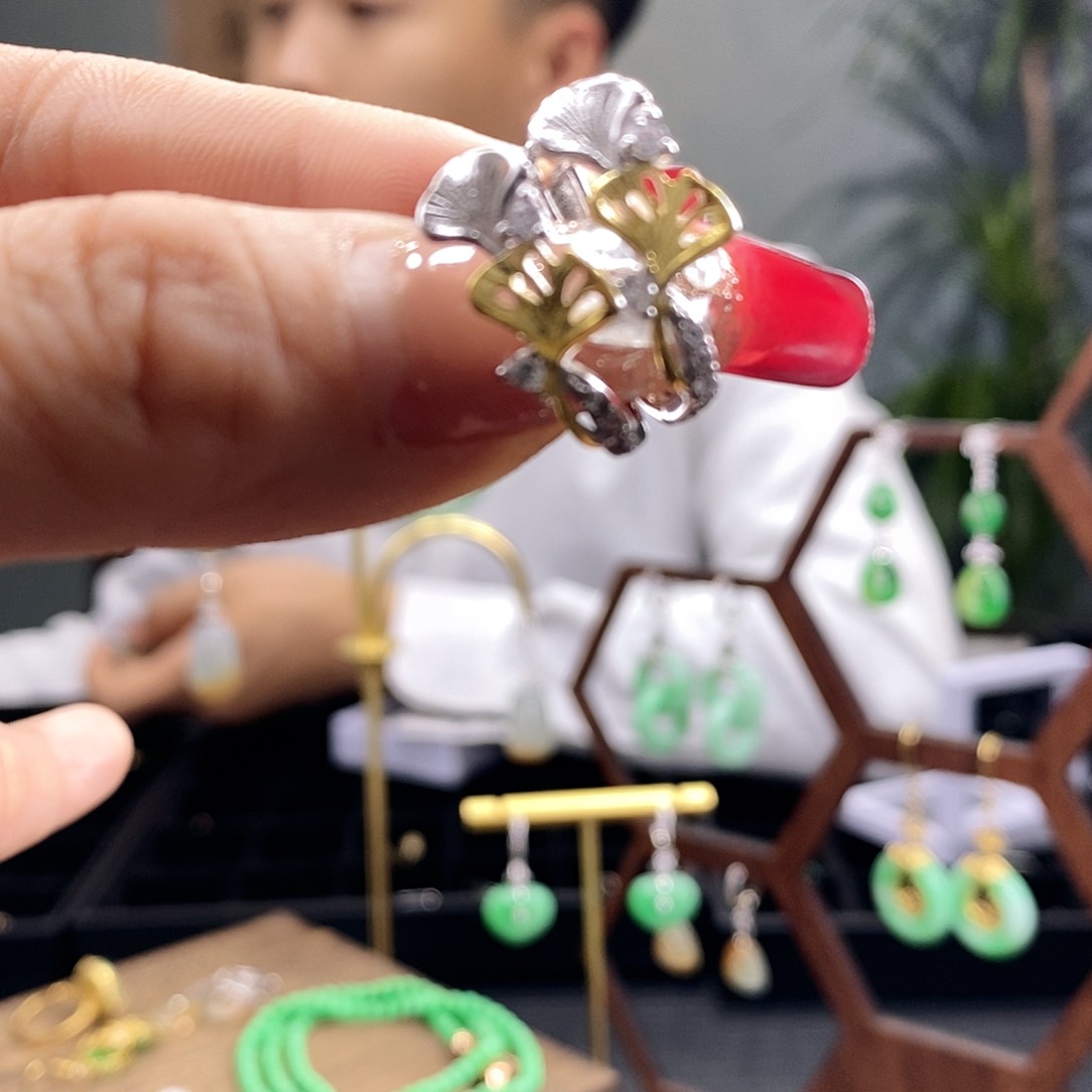 翡翠耳饰银S925镶嵌一*～，