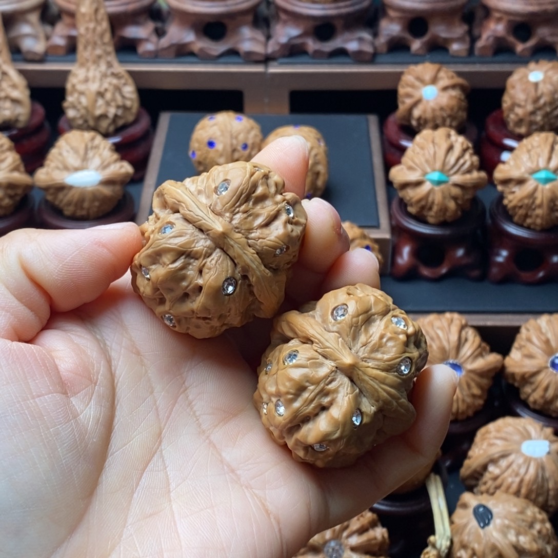 s****文玩核桃吊坠蛤蟆头