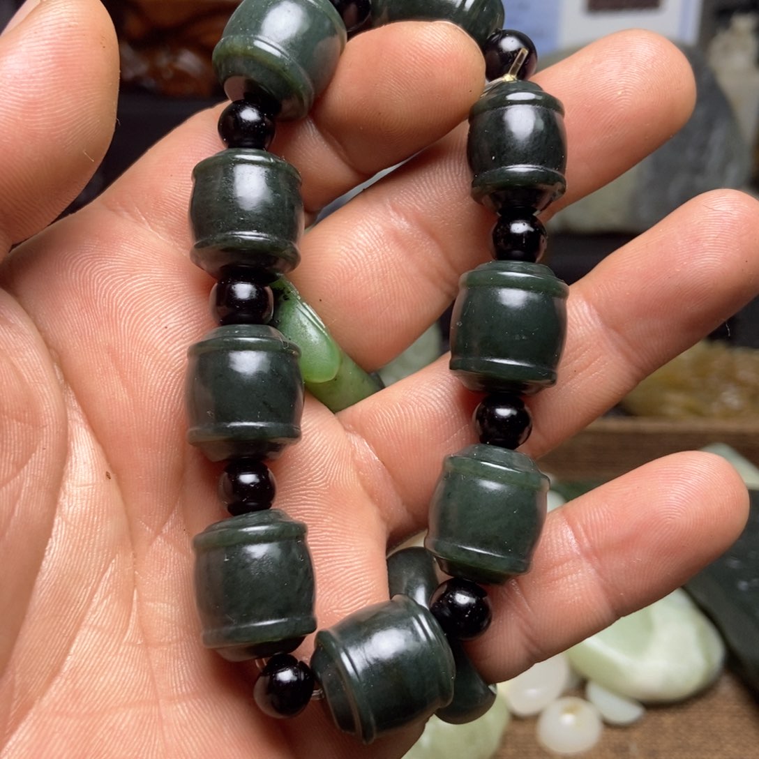 和田玉手串未镶嵌