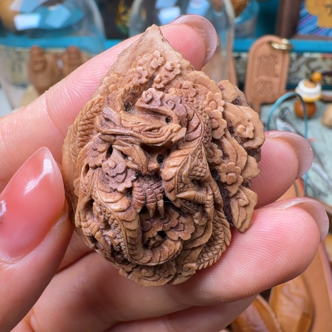 吊坠橄榄核核潮核雕手工制作