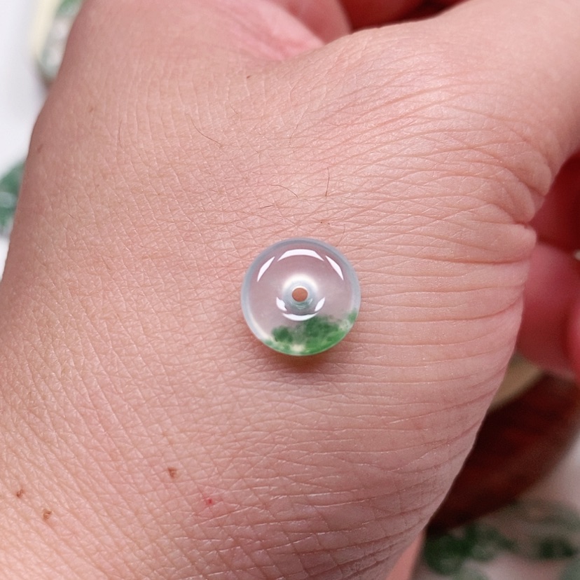 【闪购商品】翡翠未镶嵌吊坠(不含链)