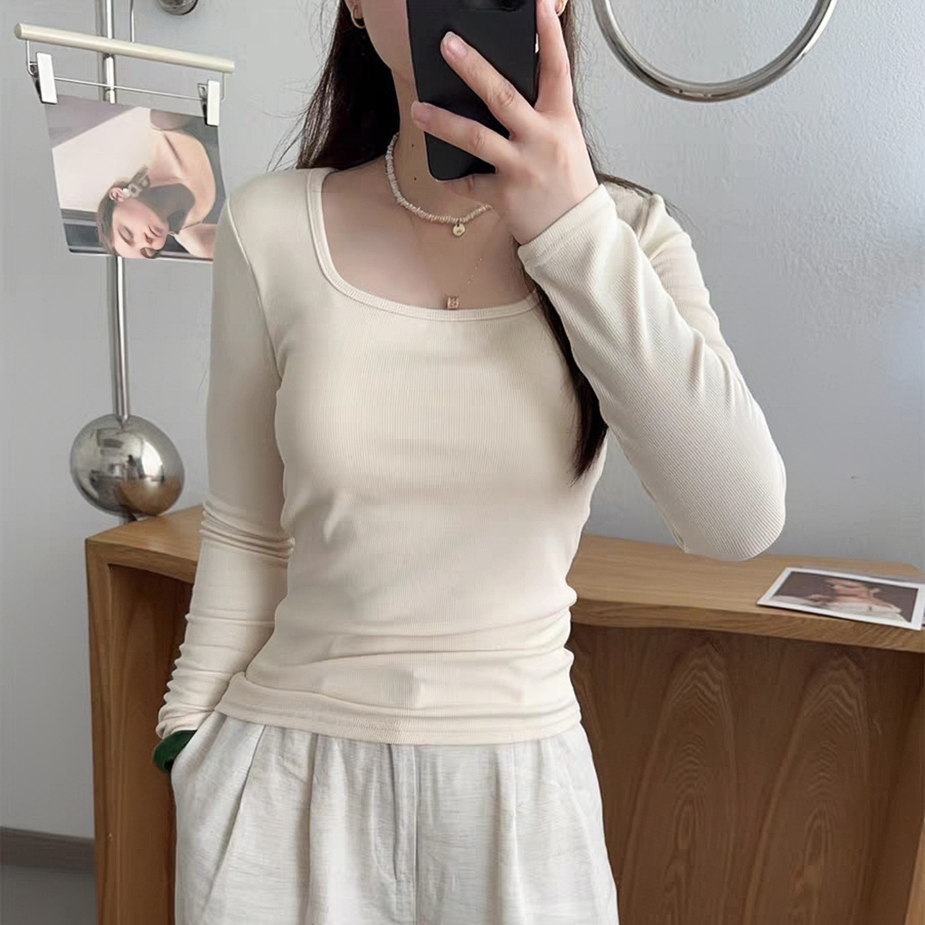 8858秋冬爆款带胸垫一体杯方领磨毛女士长袖内搭打底衫后背蕾丝