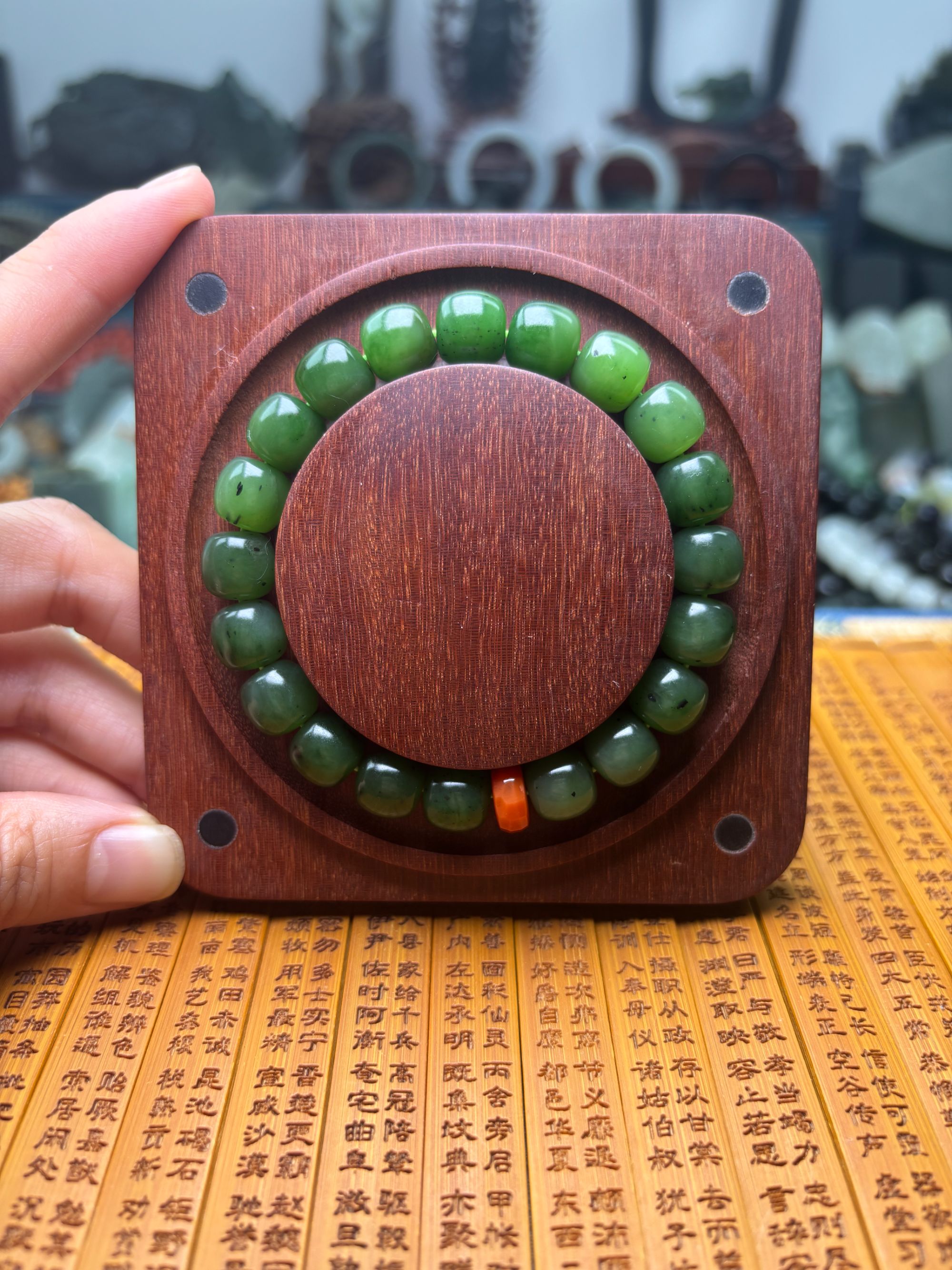 精美和田玉碧玉苹果绿9*10mm老型珠