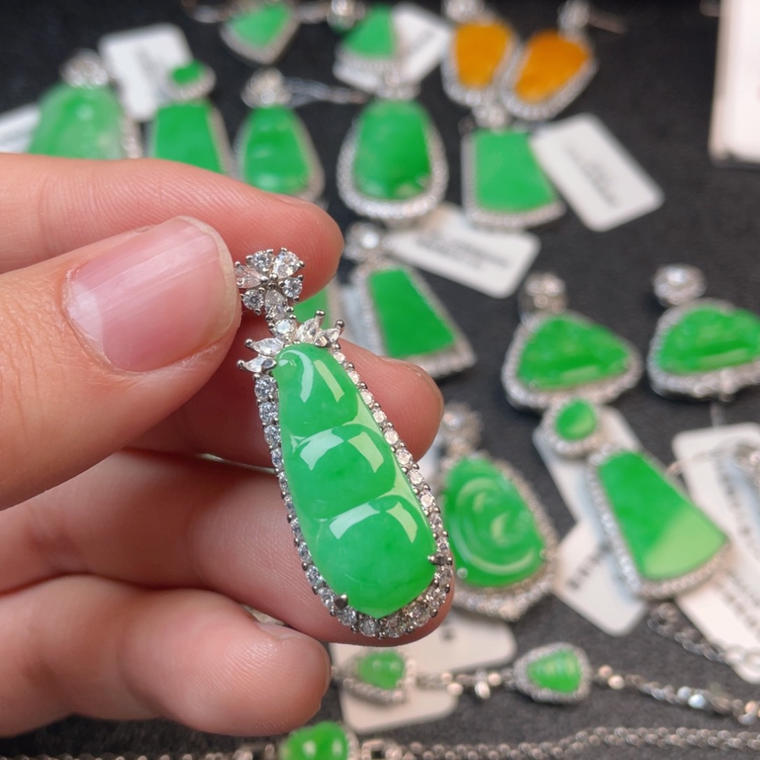 翡翠吊坠(不含链)银S925镶嵌