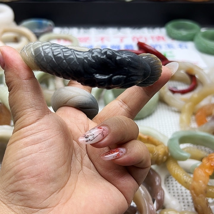 未镶嵌手镯石英岩玉不****家