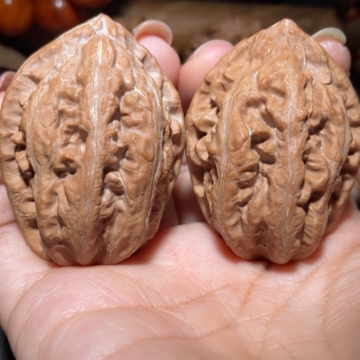 把件文玩核桃东北楸子小雪65