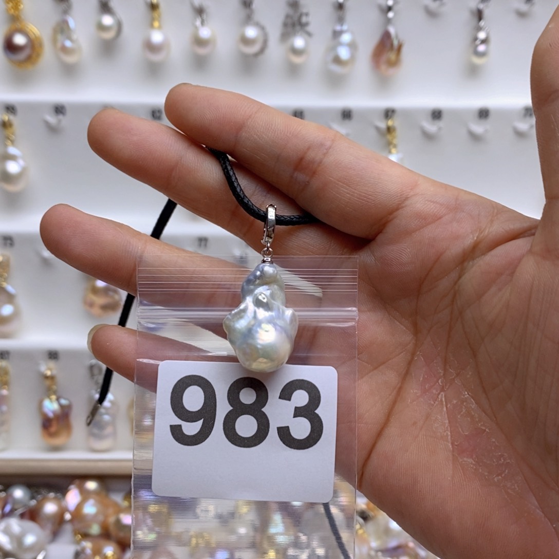 淡水珍珠颈饰银S925镶嵌983