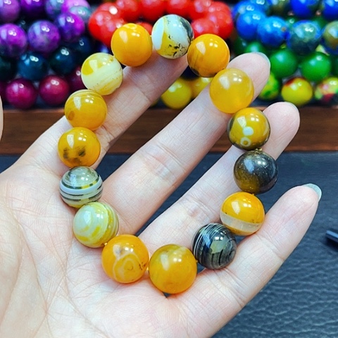 手饰玛瑙未镶嵌牛黄14