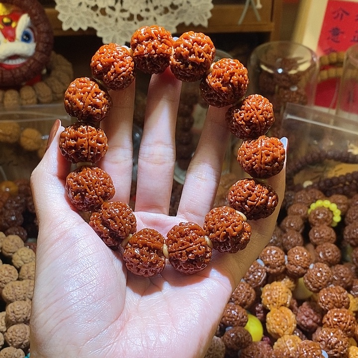 美***理吊坠金刚菩提226玉华满肉一物