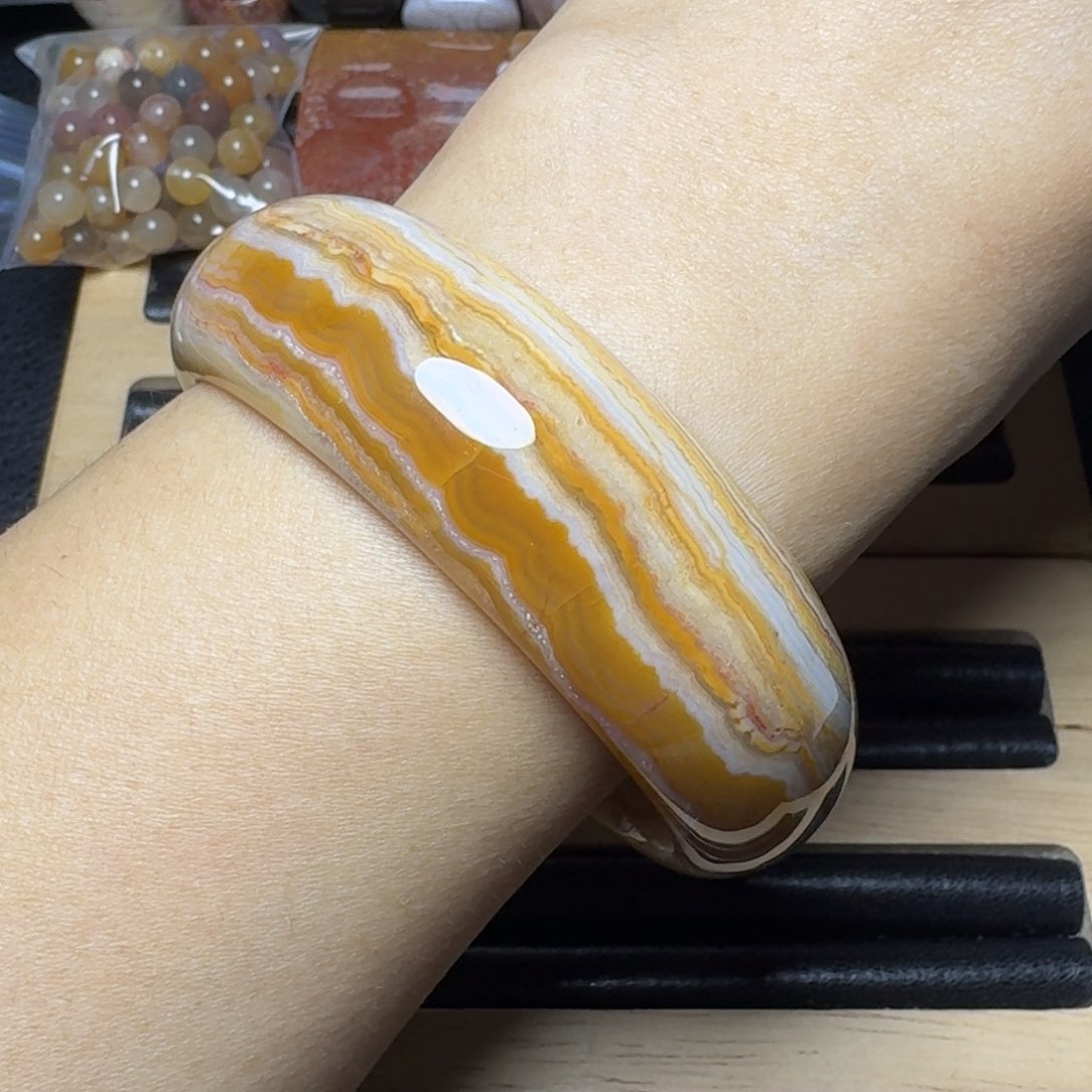 石英质玉河西走廊、一梦敦煌，57.5灌胶了未镶嵌