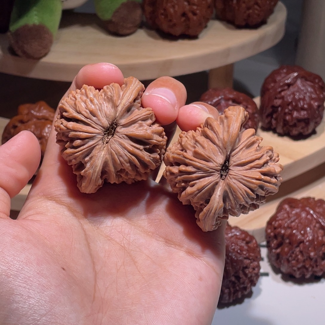 吊坠文玩核桃45 40 四座楼 5631