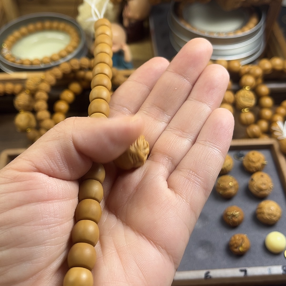 忧***愁手串猴头核桃小直切