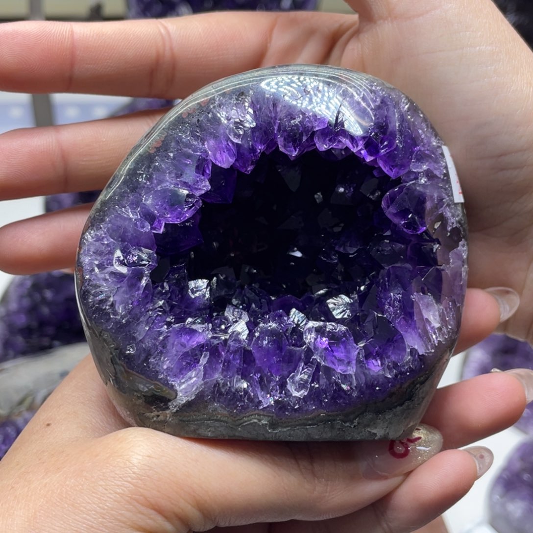 紫晶大型摆件（非配饰）未镶嵌