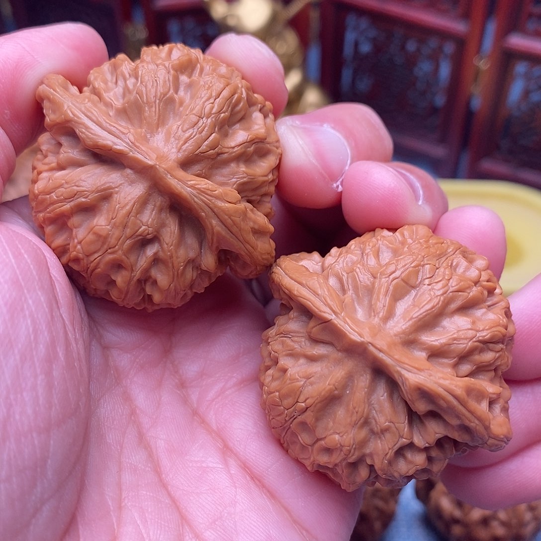 文玩核桃把件毕业全品肉球桃心宫灯43.5尺