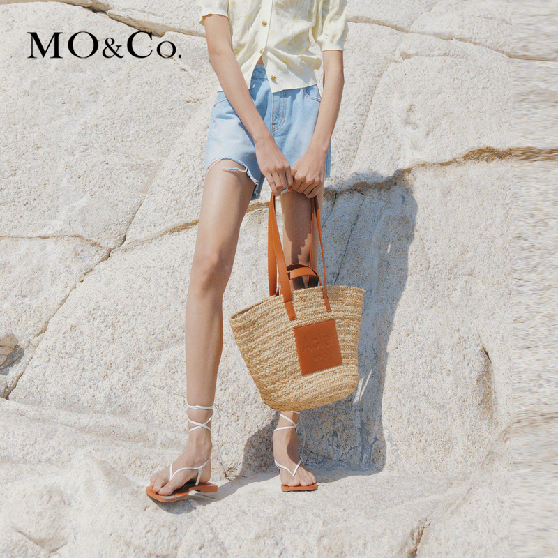 【赵老板专属】MOCO夏洗水花朵贴布棉牛仔短裤MBC2SOT020