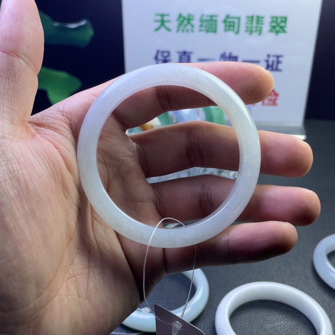 翡翠未镶嵌挂件翡翠手镯55-56