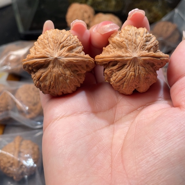 文玩核桃吊坠39磨盘