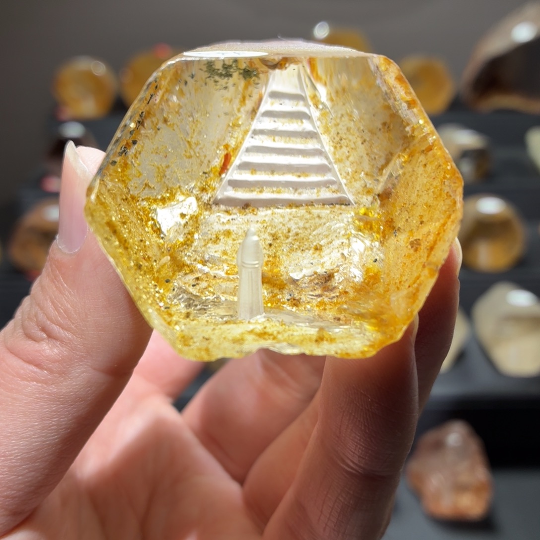 未镶嵌水晶珠宝半成品