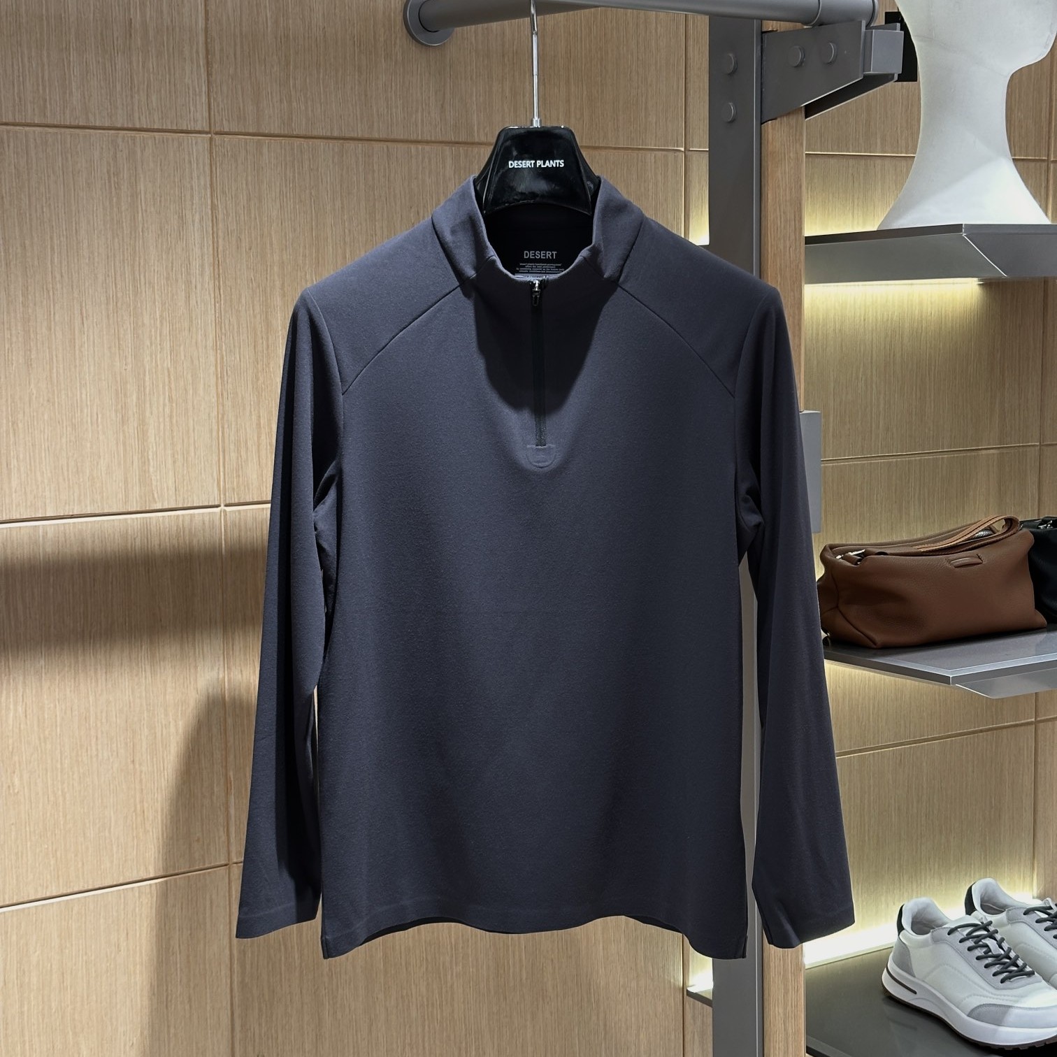 正品 DESERT PLANTS（迪赛普澜）立领休闲体恤