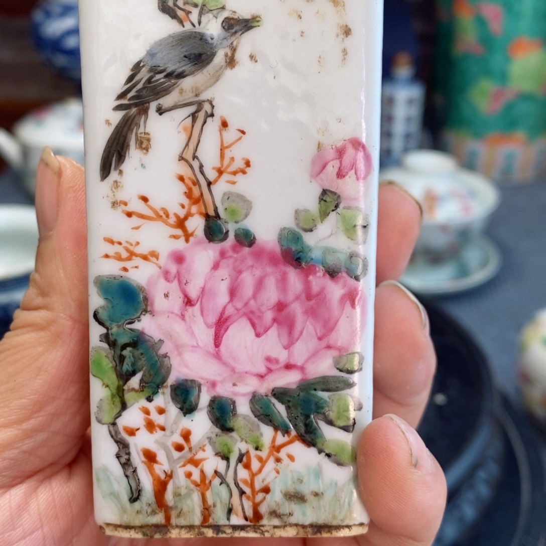 精品品牌系列产品河*草