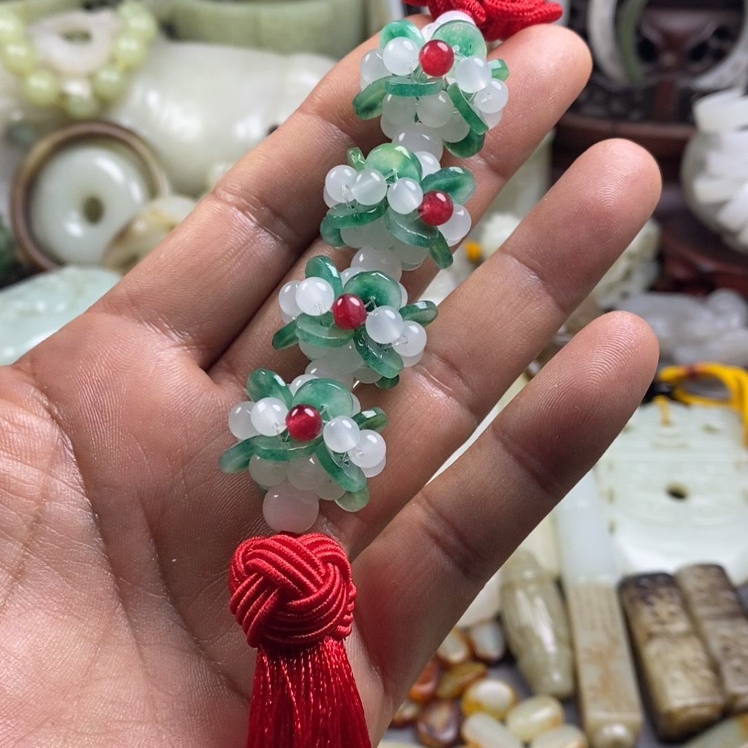 和田玉（糖玉）未镶嵌颈饰