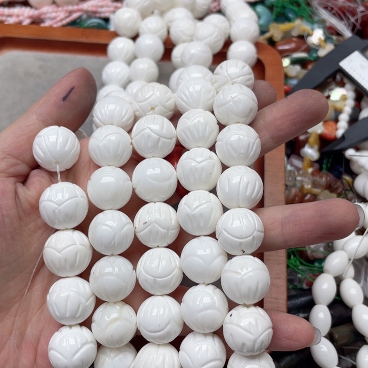 玛瑙/玉髓合金珠宝半成品一条16m车车雕刻莲花