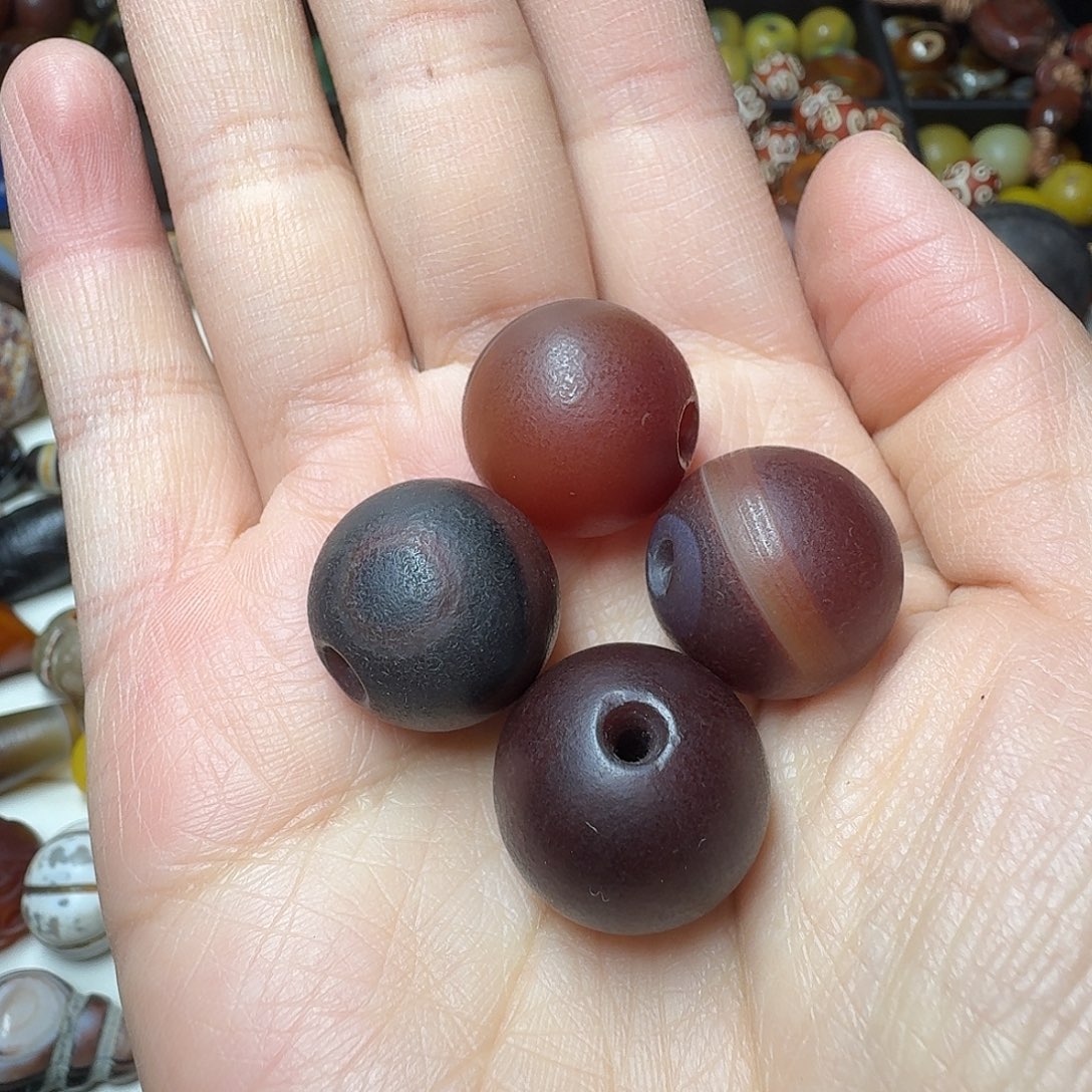 鸽***熊玛瑙/玉髓未镶嵌满30包邮