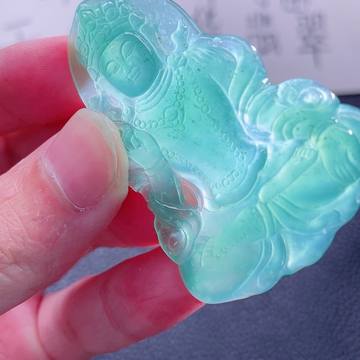 翡翠颈饰未镶嵌99999999