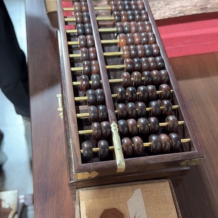 交趾黄檀（大红酸枝）35