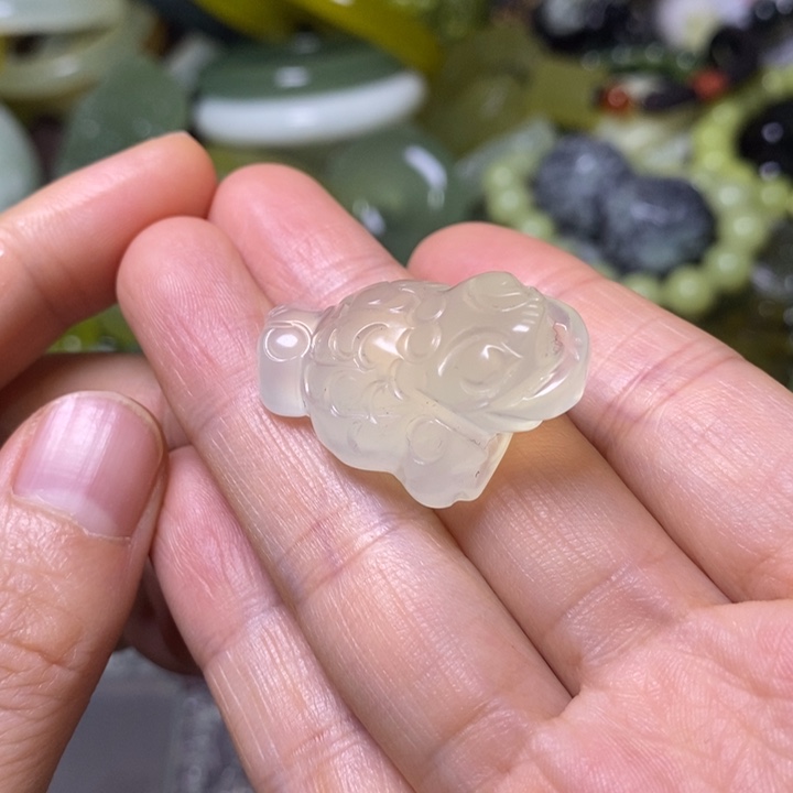 岫玉岫玉挂件未镶嵌