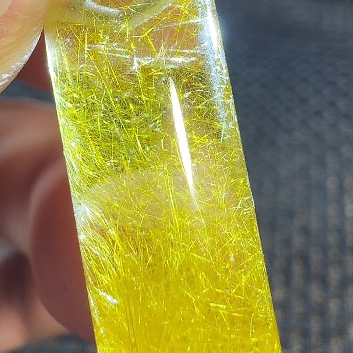 未镶嵌颈饰水晶小*露