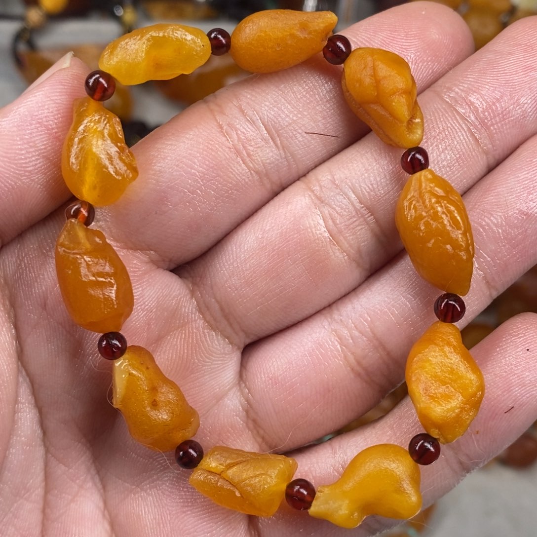 琥珀未镶嵌珠宝奇石