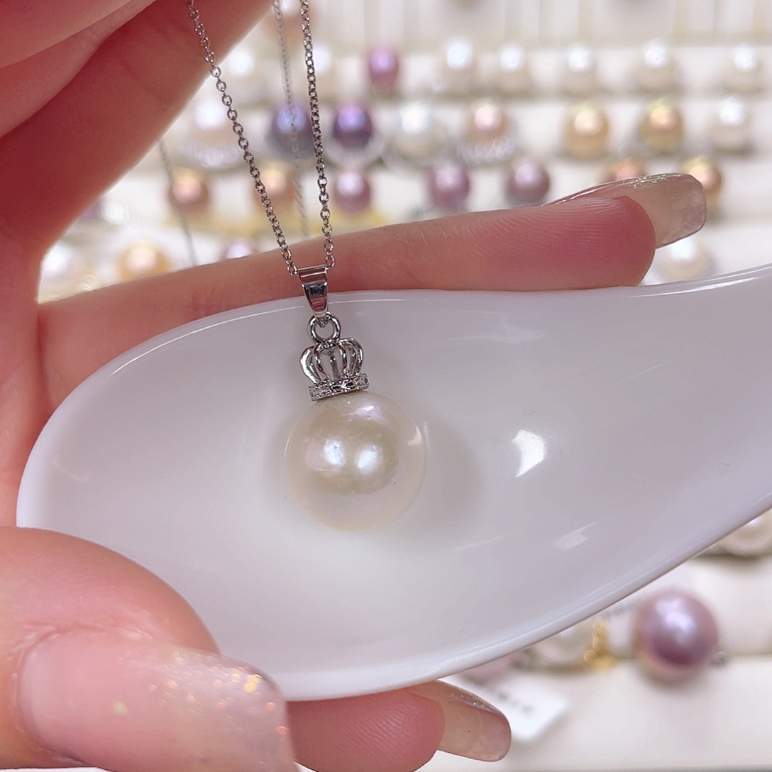 淡水珍珠吊坠(赠链)未镶嵌