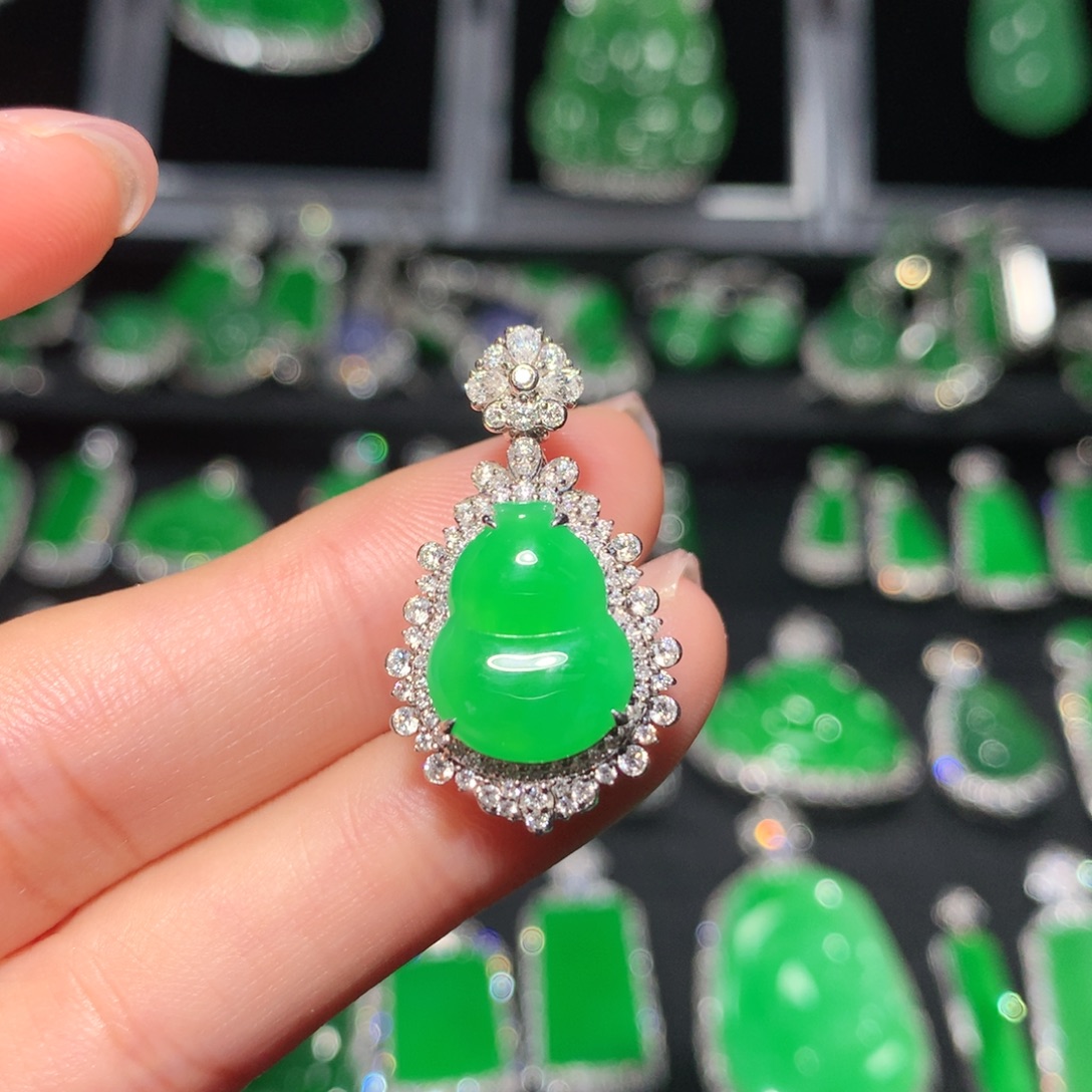 翡翠18K金镶嵌吊坠(不含链)翡翠