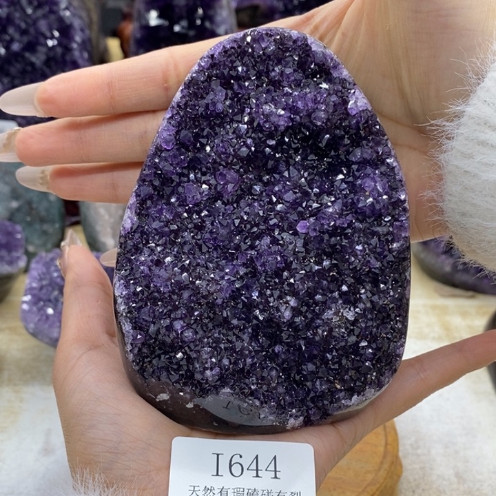 水晶大型摆件（非配饰）未镶嵌