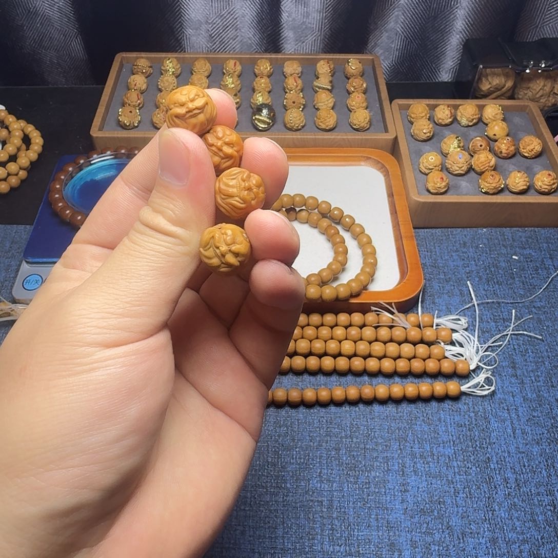 吊坠猴头核桃舔僧列为反油