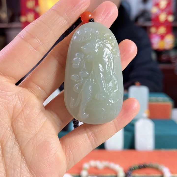 和田玉吊坠未镶嵌